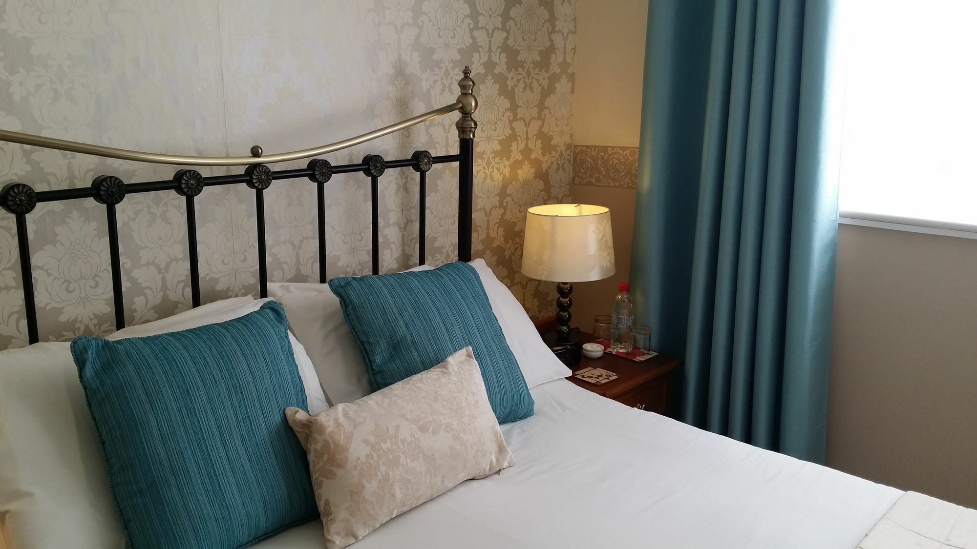 The Earlsdale Bed And Breakfast Ilfracombe Ngoại thất bức ảnh